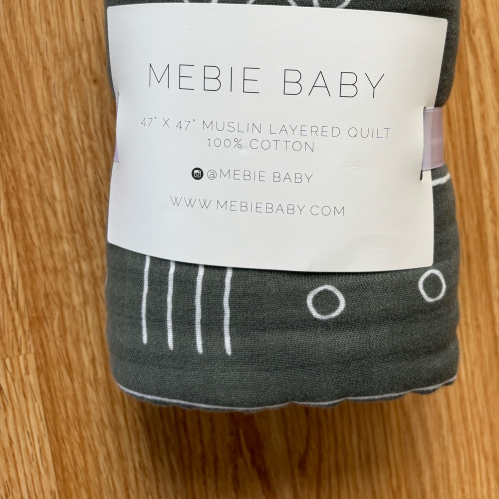 Mebie Baby Gray Muslin Quilt